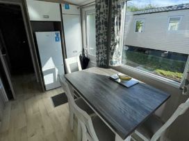 Marton Mere Holiday Village - Holiday Accommodation 20980 - Lake District - 1187638 - thumbnail photo 10
