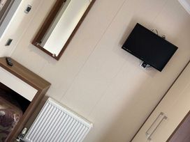 Marton Mere Holiday Village - Holiday Accommodation 20983 - Lake District - 1187641 - thumbnail photo 8