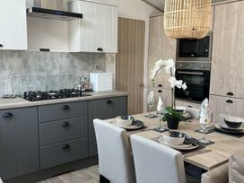 Cleethorpes Beach Holiday Park - Holiday Accommodation 20984 - Lincolnshire - 1187642 - thumbnail photo 4