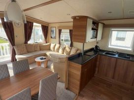Lyons Winkups and Primrose - Holiday Accommodation 20993 - North Wales - 1187647 - thumbnail photo 4