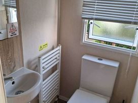 Waterside, Paignton - Holiday Accommodation 20994 - Devon - 1187648 - thumbnail photo 11