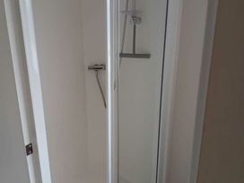 Waterside, Paignton - Holiday Accommodation 20994 - Devon - 1187648 - thumbnail photo 13