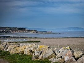 Doniford Bay - Holiday Accommodation 20995 - Devon - 1187649 - thumbnail photo 12