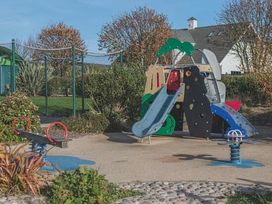 Hopton Holiday Village - Holiday Accommodation 20998 - Suffolk & Essex - 1187652 - thumbnail photo 4