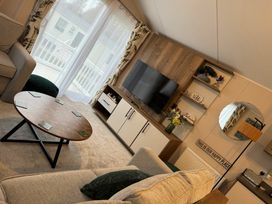 Hopton Holiday Village - Holiday Accommodation 20998 - Suffolk & Essex - 1187652 - thumbnail photo 5