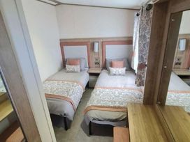 Primrose Valley Holiday Park - Holiday Accommodation 21010 - North Yorkshire (incl. Whitby) - 1187659 - thumbnail photo 5