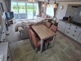 Primrose Valley Holiday Park - Holiday Accommodation 21010 - North Yorkshire (incl. Whitby) - 1187659 - thumbnail photo 7