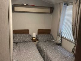 Marton Mere Holiday Village - Holiday Accommodation 21013 - Lake District - 1187661 - thumbnail photo 9