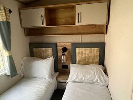 Hafan y Mor Haven - Holiday Accommodation 21021 - North Wales - 1187664 - thumbnail photo 5