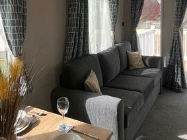 Hafan y Mor Haven - Holiday Accommodation 21021 - North Wales - 1187664 - thumbnail photo 8