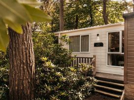 Kelling Heath Holiday Park - Holiday Accommodation 21026 - Norfolk - 1187667 - thumbnail photo 4