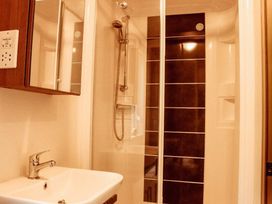 Kelling Heath Holiday Park - Holiday Accommodation 21026 - Norfolk - 1187667 - thumbnail photo 9