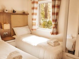 Kelling Heath Holiday Park - Holiday Accommodation 21026 - Norfolk - 1187667 - thumbnail photo 12