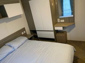 Lido Beach Holiday Park - Holiday Accommodation 21030 - North Wales - 1187669 - thumbnail photo 2