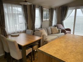 Rockley Park - Holiday Accommodation 21044 - Dorset - 1187678 - thumbnail photo 13