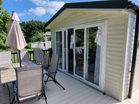 Thorness Bay Holiday Park - Holiday Accommodation 21045 - Isle of Wight & Hampshire - 1187679 - thumbnail photo 11