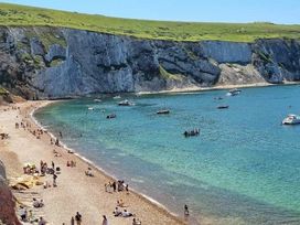 Thorness Bay Holiday Park - Holiday Accommodation 21045 - Isle of Wight & Hampshire - 1187679 - thumbnail photo 17