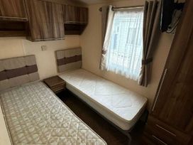 Lido Beach Holiday Park - Holiday Accommodation 21049 - North Wales - 1187681 - thumbnail photo 7