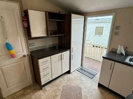 Lido Beach Holiday Park - Holiday Accommodation 21049 - North Wales - 1187681 - thumbnail photo 15