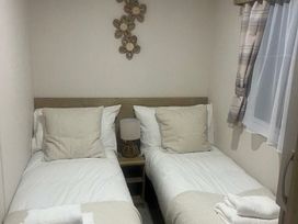 Seton Sands Caravan Park - Holiday Accommodation 21057 - Scottish Lowlands - 1187684 - thumbnail photo 2