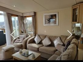 Lydstep Beach - Holiday Accommodation 21058 - South Wales - 1187685 - thumbnail photo 2