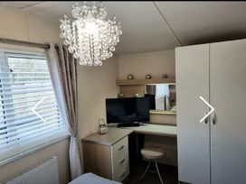 Lydstep Beach - Holiday Accommodation 21058 - South Wales - 1187685 - thumbnail photo 17
