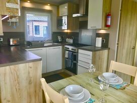 Durdle Door Holiday Park - Holiday Accommodation 21060 - Dorset - 1187688 - thumbnail photo 5