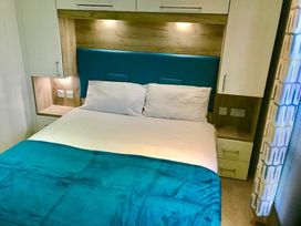 Durdle Door Holiday Park - Holiday Accommodation 21060 - Dorset - 1187688 - thumbnail photo 6