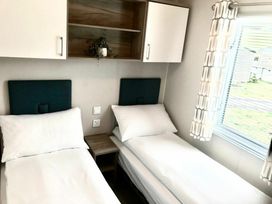Durdle Door Holiday Park - Holiday Accommodation 21060 - Dorset - 1187688 - thumbnail photo 9