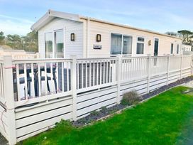 Durdle Door Holiday Park - Holiday Accommodation 21060 - Dorset - 1187688 - thumbnail photo 15