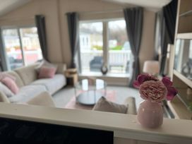Burnham-on-Sea Holiday Park - Holiday Accommodation 21065 - Devon - 1187691 - thumbnail photo 2