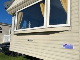 Blue Dolphin Holiday Park - Holiday Accommodation 21066 - North Yorkshire (incl. Whitby) - 1187692 - thumbnail photo 3