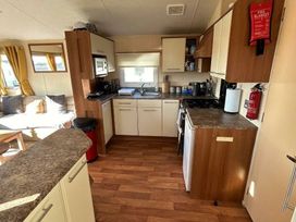 Blue Dolphin Holiday Park - Holiday Accommodation 21066 - North Yorkshire (incl. Whitby) - 1187692 - thumbnail photo 5