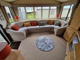 Clarach Bay Holiday Village - Holiday Accommodation 21069 - Mid Wales - 1187694 - thumbnail photo 12
