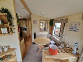Clarach Bay Holiday Village - Holiday Accommodation 21069 - Mid Wales - 1187694 - thumbnail photo 14