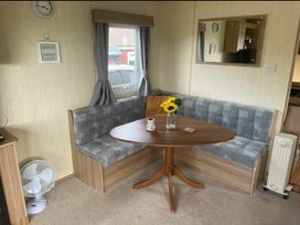 Clarach Bay Holiday Village - Holiday Accommodation 21073 - Mid Wales - 1187697 - thumbnail photo 6
