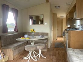 Clarach Bay Holiday Village - Holiday Accommodation 21089 - Mid Wales - 1187708 - thumbnail photo 3