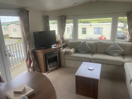 Clarach Bay Holiday Village - Holiday Accommodation 21090 - Mid Wales - 1187709 - thumbnail photo 5