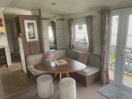 Clarach Bay Holiday Village - Holiday Accommodation 21090 - Mid Wales - 1187709 - thumbnail photo 7