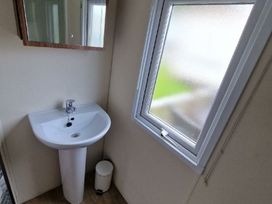 Clarach Bay Holiday Village - Holiday Accommodation 21090 - Mid Wales - 1187709 - thumbnail photo 12