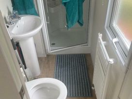 Clarach Bay Holiday Village - Holiday Accommodation 21091 - Mid Wales - 1187710 - thumbnail photo 9