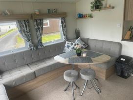 Clarach Bay Holiday Village - Holiday Accommodation 21091 - Mid Wales - 1187710 - thumbnail photo 15