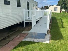 Cleethorpes Beach Holiday Park - Holiday Accommodation 21101 - Lincolnshire - 1187715 - thumbnail photo 1