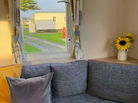 Weymouth Bay Holiday Park - Holiday Accommodation 21102 - Dorset - 1187716 - thumbnail photo 3