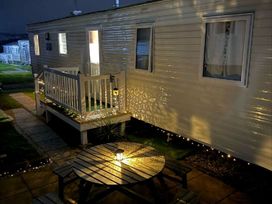 Weymouth Bay Holiday Park - Holiday Accommodation 21102 - Dorset - 1187716 - thumbnail photo 19