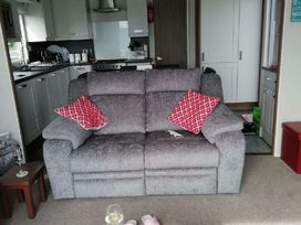 Lydstep Beach - Holiday Accommodation 21109 - South Wales - 1187722 - thumbnail photo 9