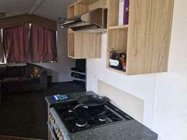 Golden Sands - Holiday Accommodation 21116 - Lincolnshire - 1187726 - thumbnail photo 3