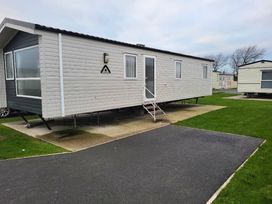 Ty Mawr Holiday Park - Holiday Accommodation 21121 - North Wales - 1187730 - thumbnail photo 6