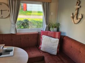 Brynowen Holiday Park - Holiday Accommodation 21123 - Mid Wales - 1187732 - thumbnail photo 6