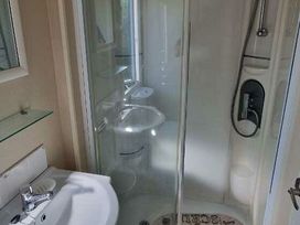 Croft Country Park - Holiday Accommodation 21124 - South Wales - 1187733 - thumbnail photo 8